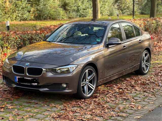 BMW 318d Automatik Limo Navi Euro 5