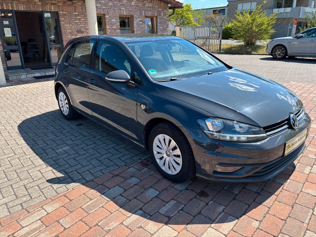 VW Golf
