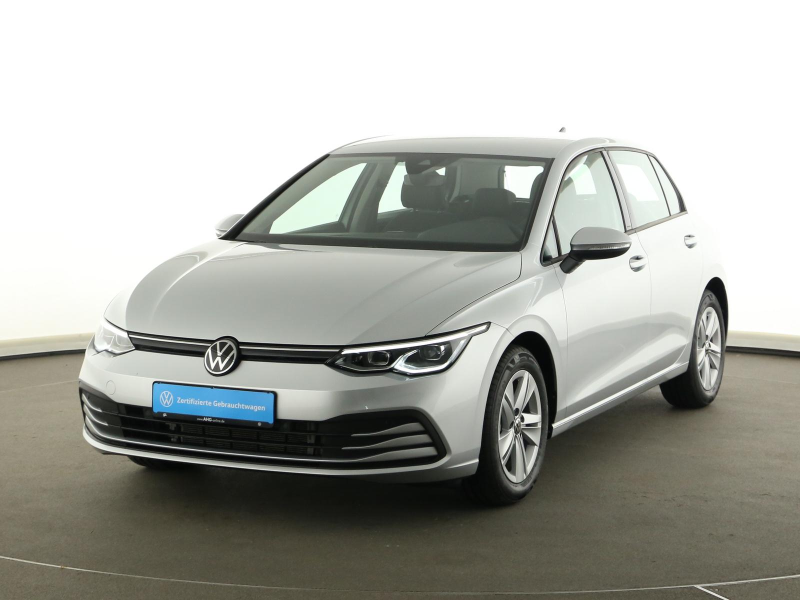 Volkswagen Golf VIII 1.5 eTSI DSG Life  LED Navi ACC Alufel