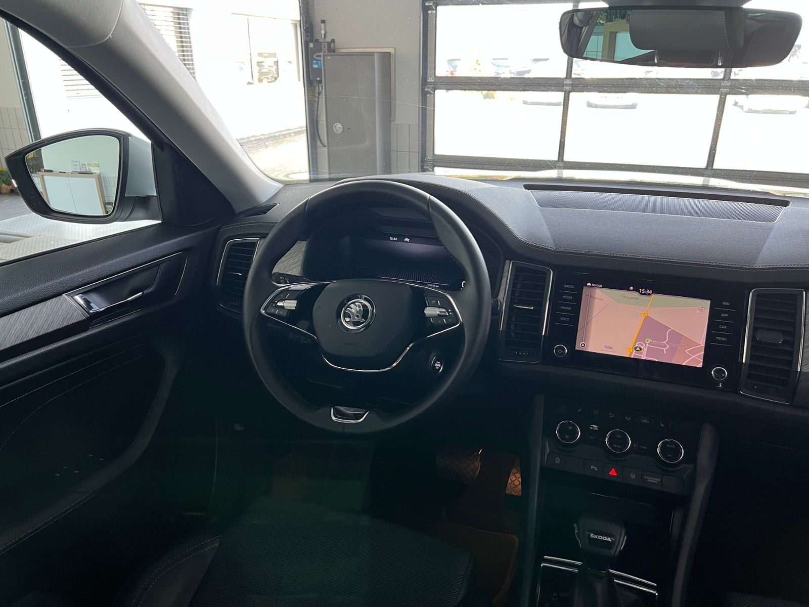 Fahrzeugabbildung SKODA Kodiaq Style 2.0 TDI DSG *Garantie, AHK, LED, AC