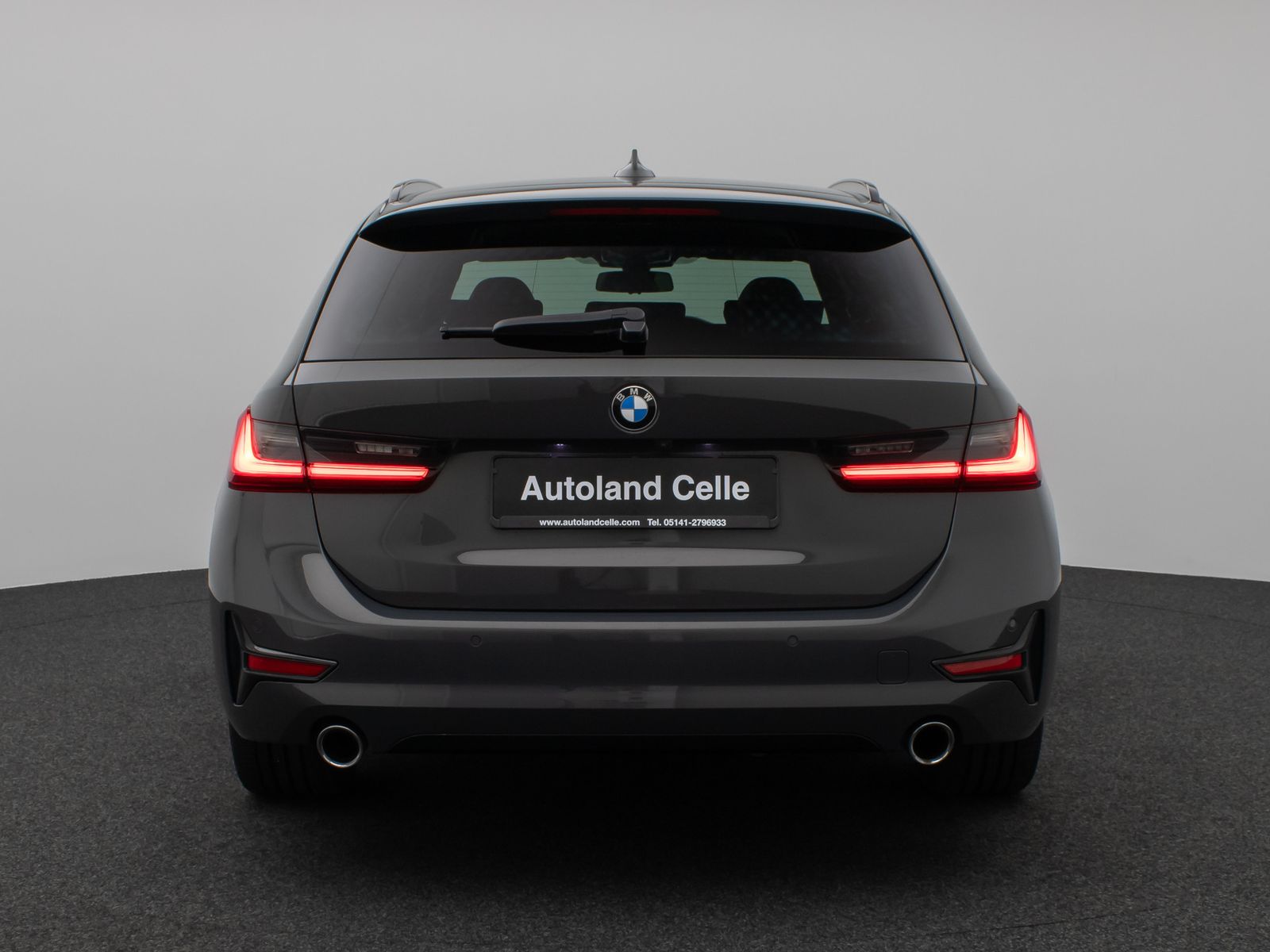 Fahrzeugabbildung BMW 320d xD Sport Line Panorama Laser Kamera HUD DAB