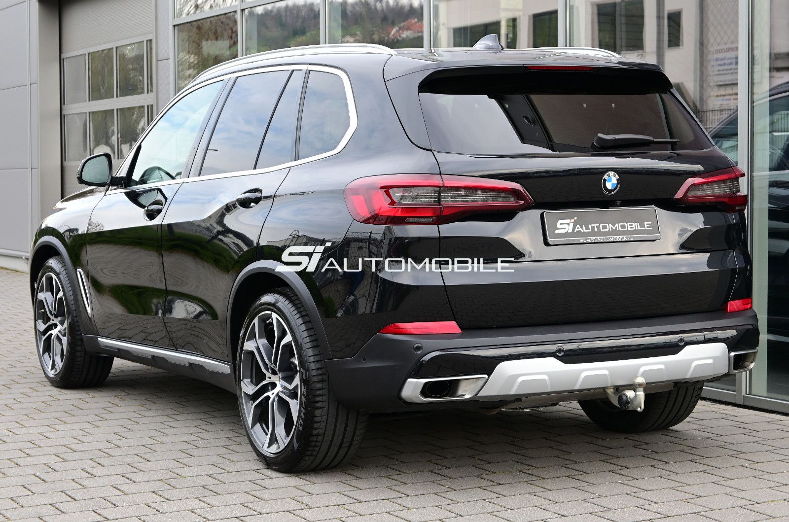 Fahrzeugabbildung BMW X5 xDr30d °UVP 112.000€°ACC°AHK°HUD°STHZG°7SITZE