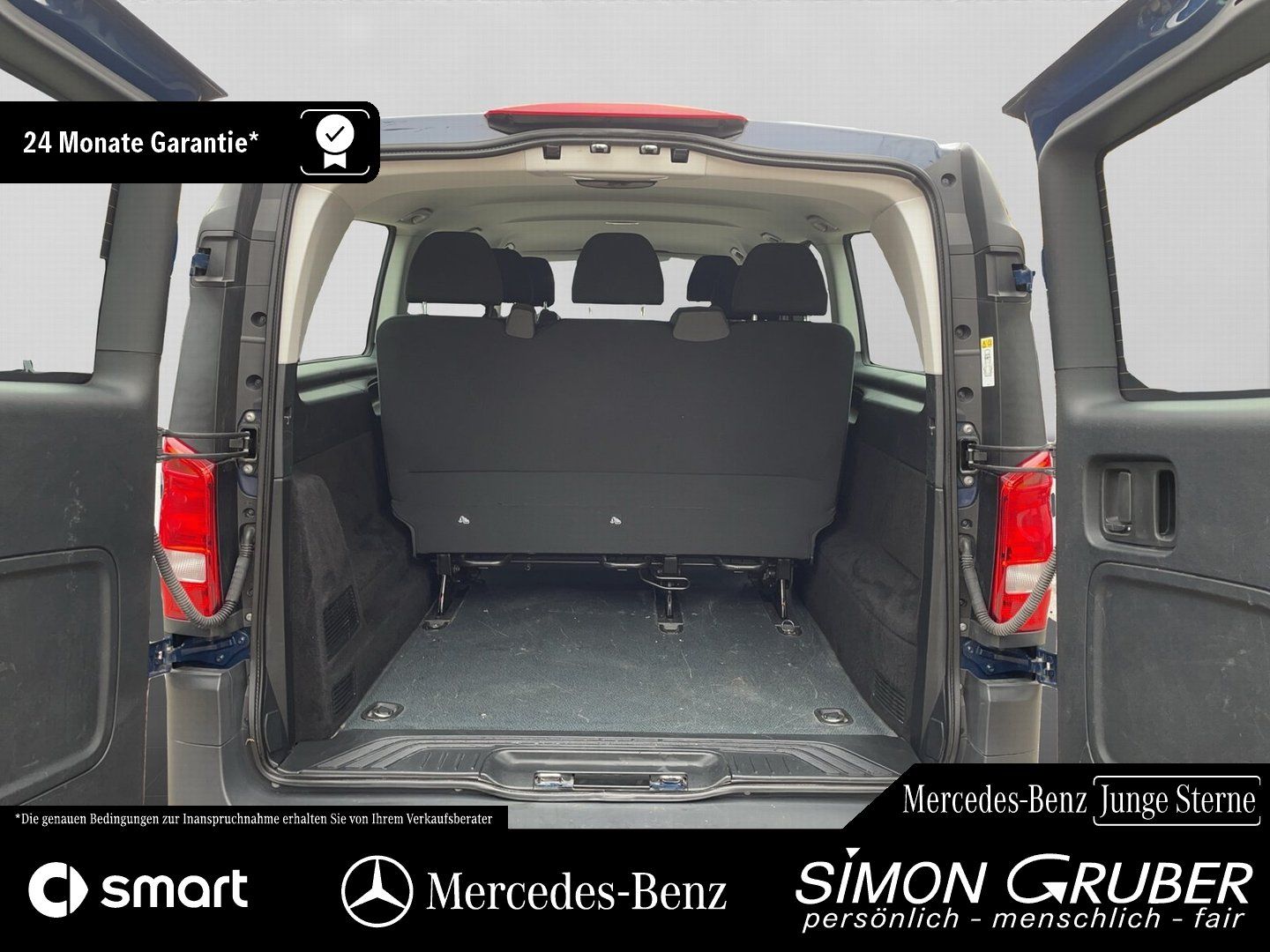 Fahrzeugabbildung Mercedes-Benz Vito 114 CDI Tourer extralang Navi Kamera 8Sitze