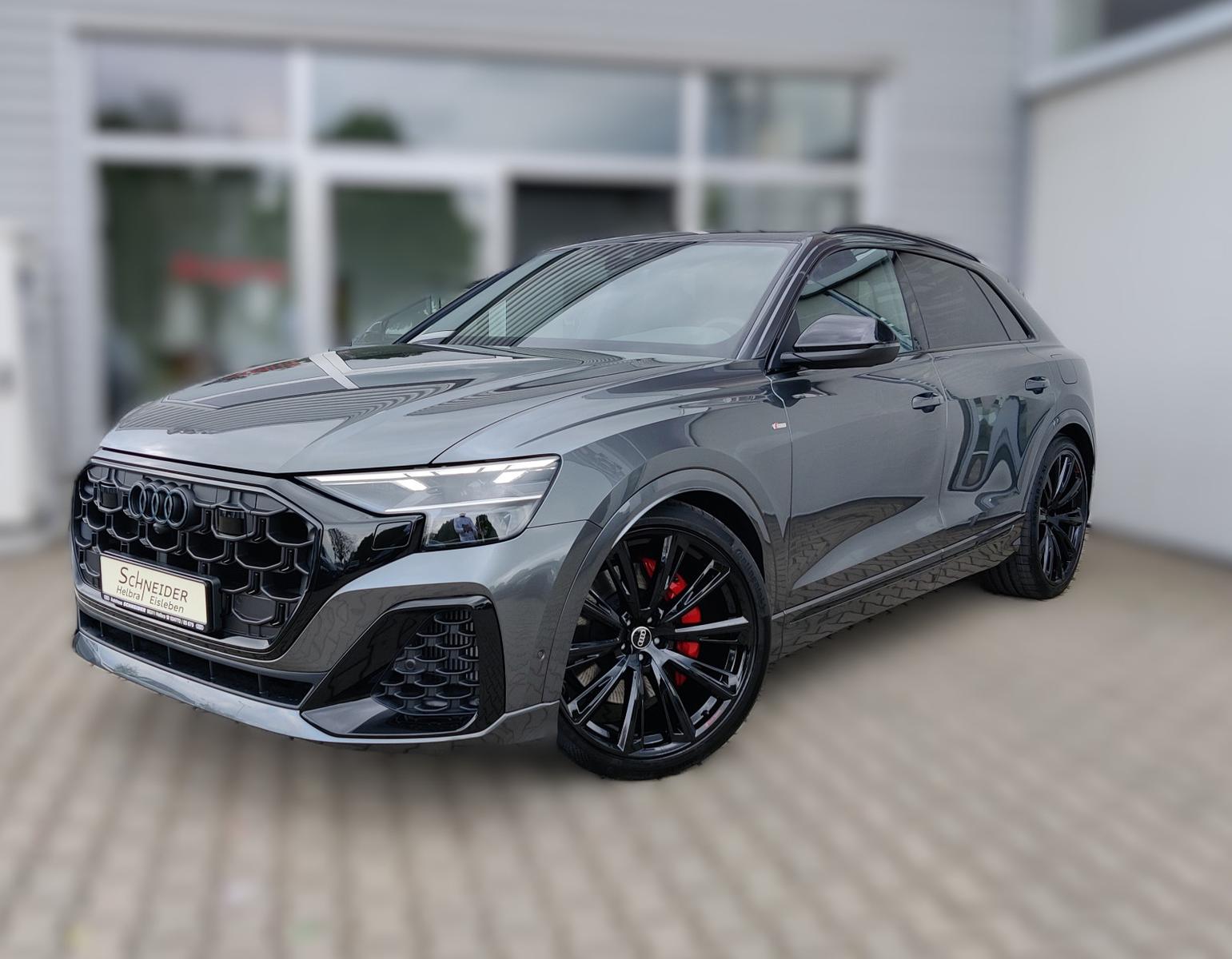 Audi Q8 TFSIe S line 490 PS AHK/PANO/23″