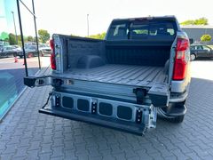 Fahrzeugabbildung Chevrolet Silverado High Country 6.2 V8 Black-Package Voll