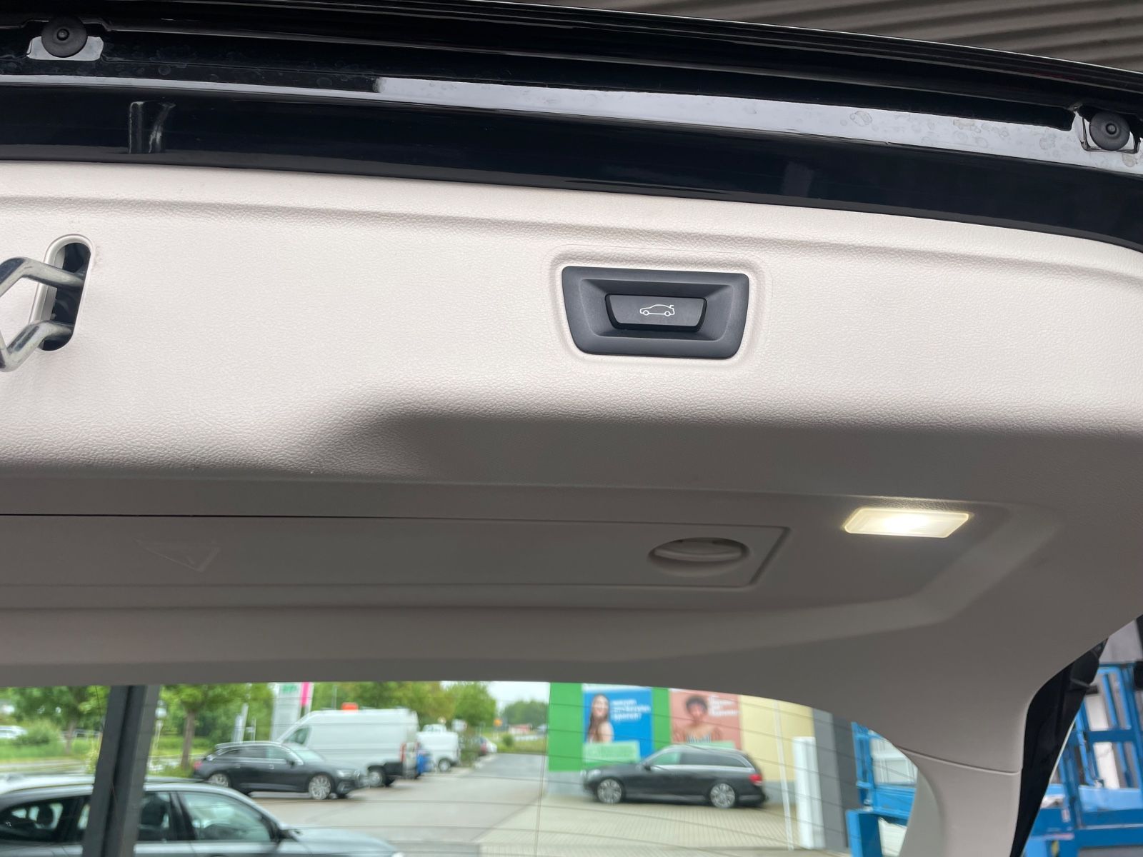 BMW 318iA 2.0 TOURING G21LCI/LC+/LED/CAM/SHZ foto 21