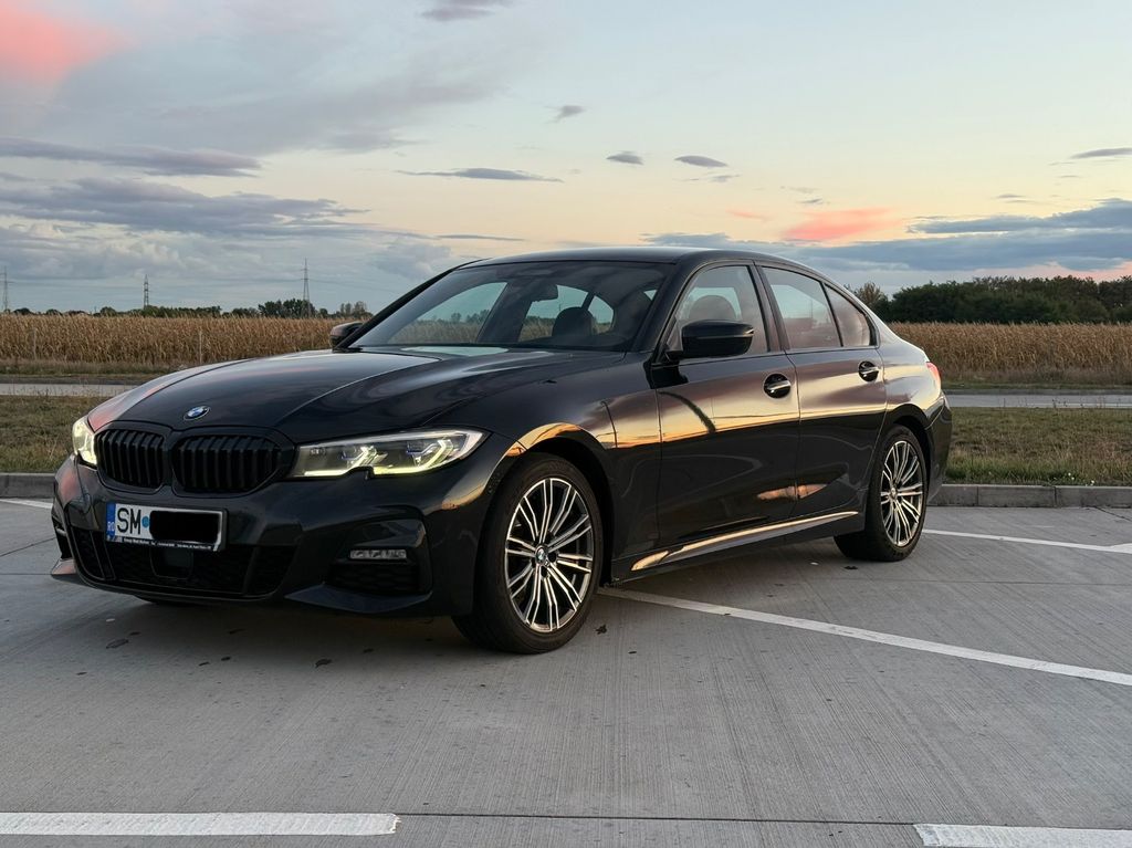 Image of BMW 320