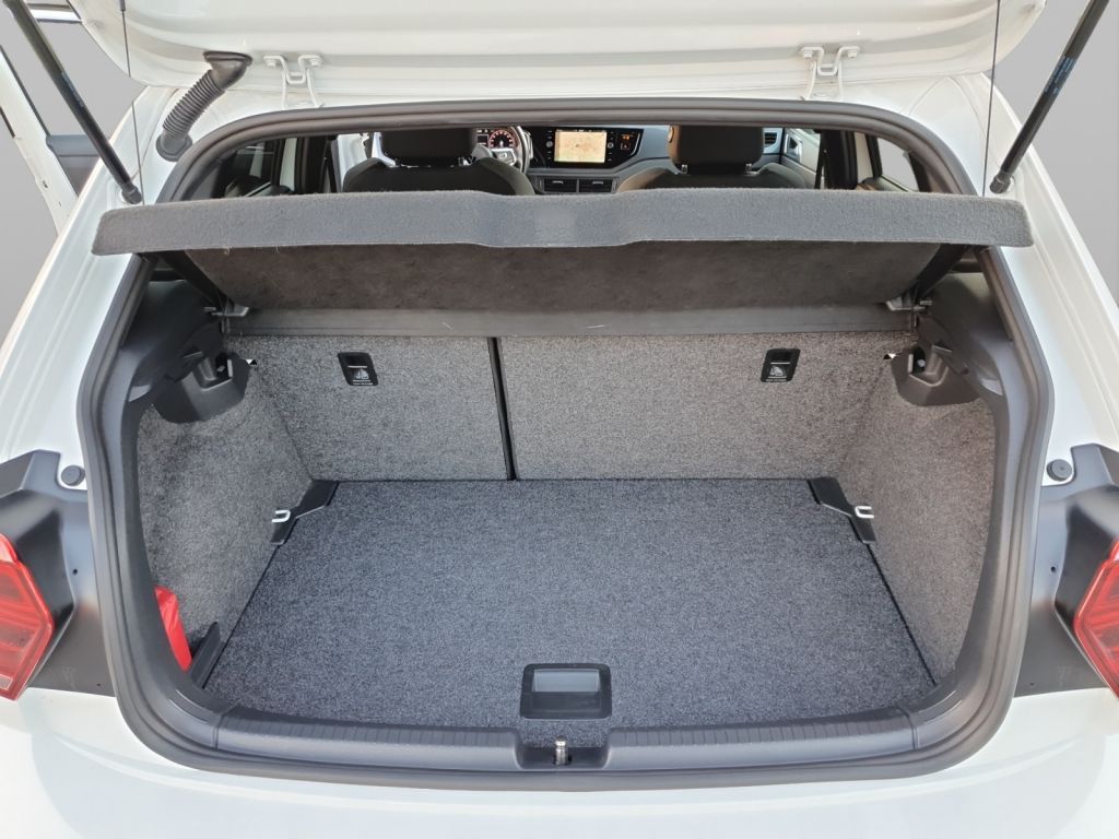 Fahrzeugabbildung Volkswagen Polo 2.0 TSI DSG GTI LED,Climatronic,Navi,RFK,SH