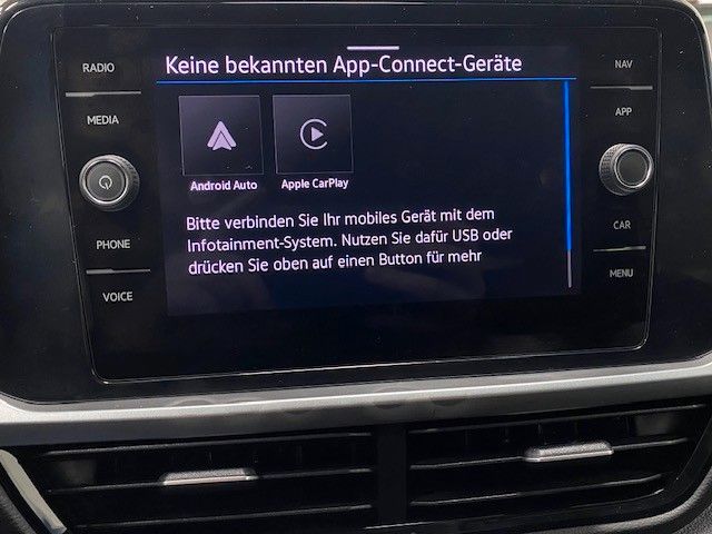 Fahrzeugabbildung Volkswagen T-Roc 1.5 TSI OPF DSG Life + ACC+AHK+BHZ LENKRAD