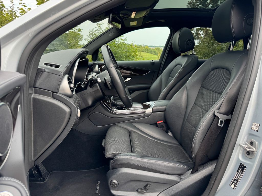 Mercedes-Benz GLC 220 d 4M,Pano,AHK,360Kam,Digital,Trittbrett