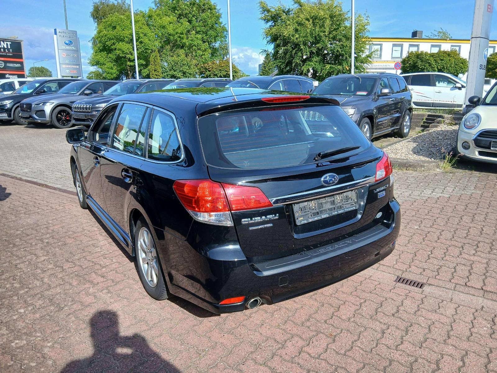 Subaru Legacy Trend*Allrad*1 Hand*Navi*Sitzheizung*TÜV 