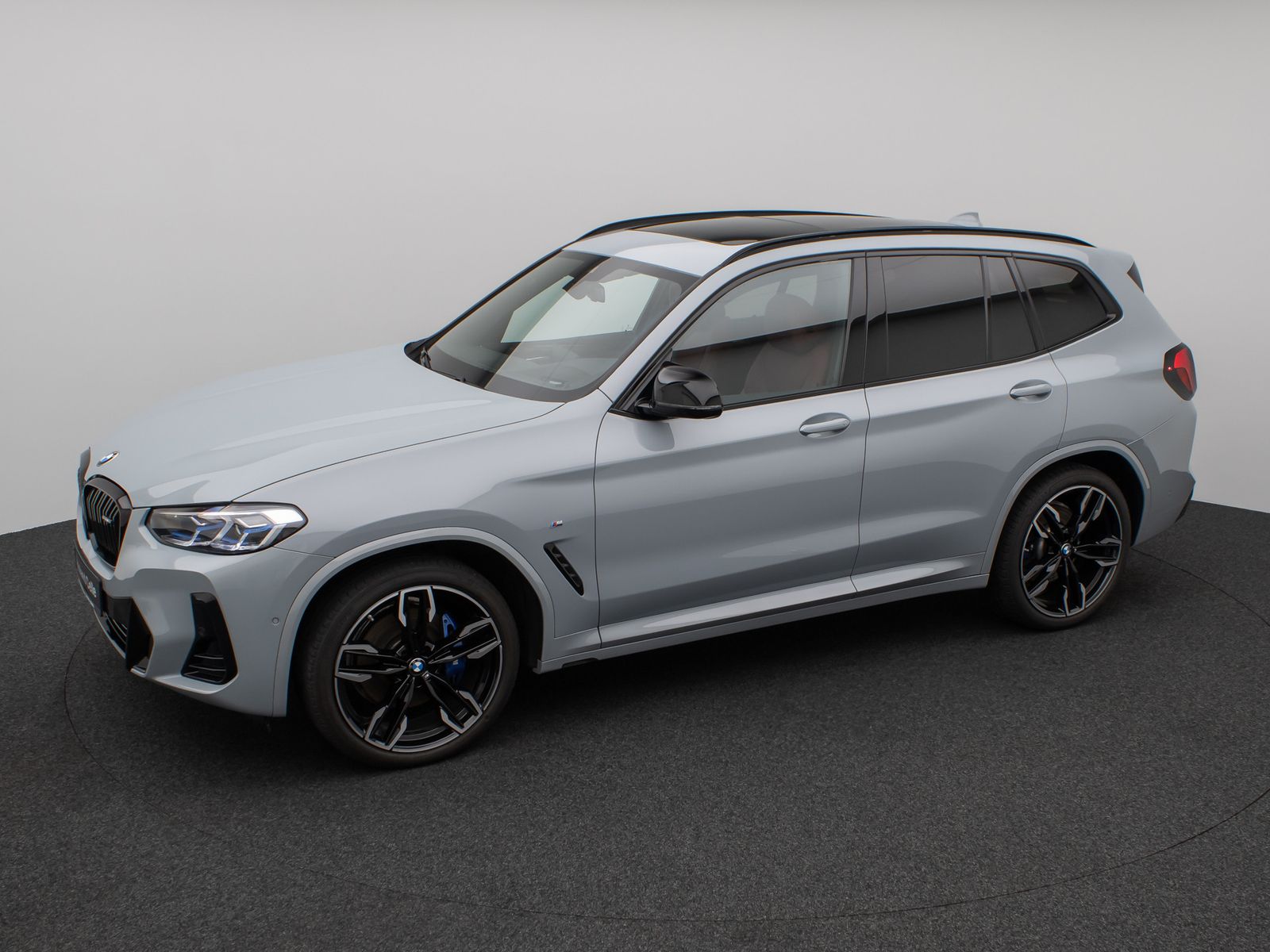 Fahrzeugabbildung BMW X3 M40d Kamera Laser Panorama HUD DAB HiFi AHK