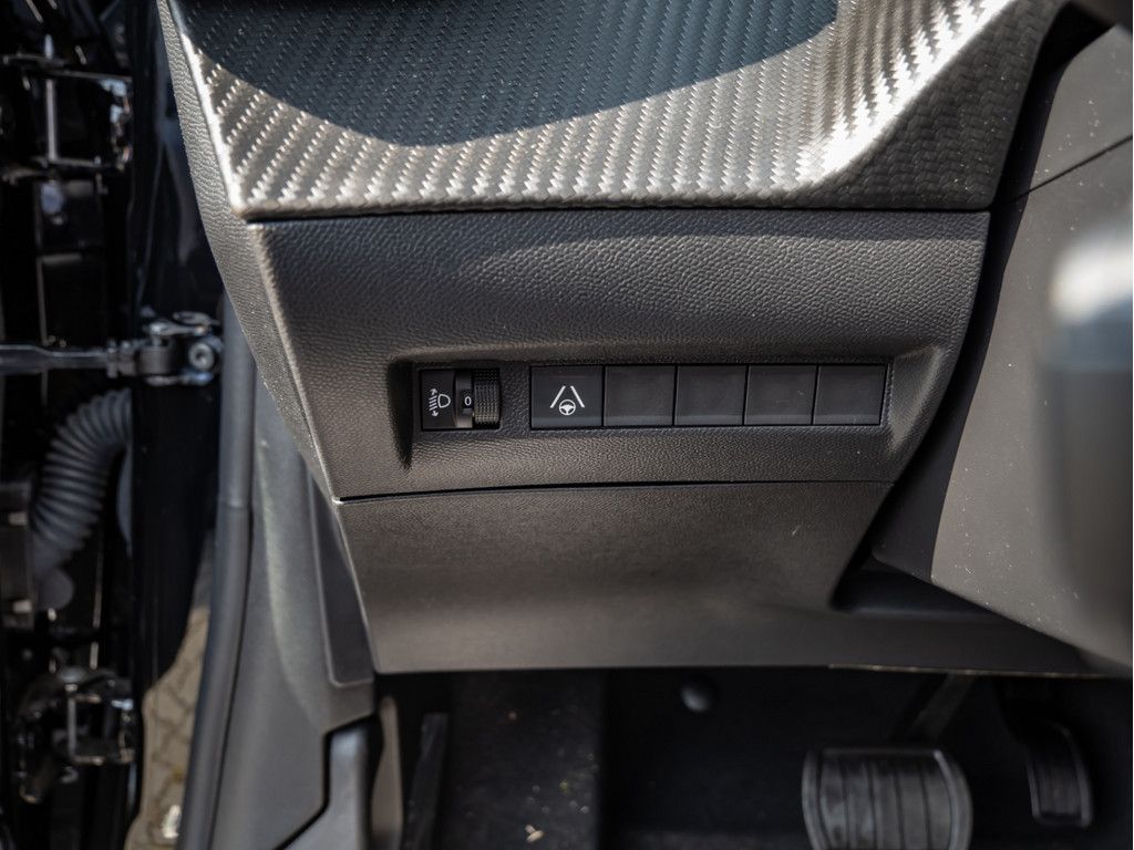 Peugeot 208 - Bild 21