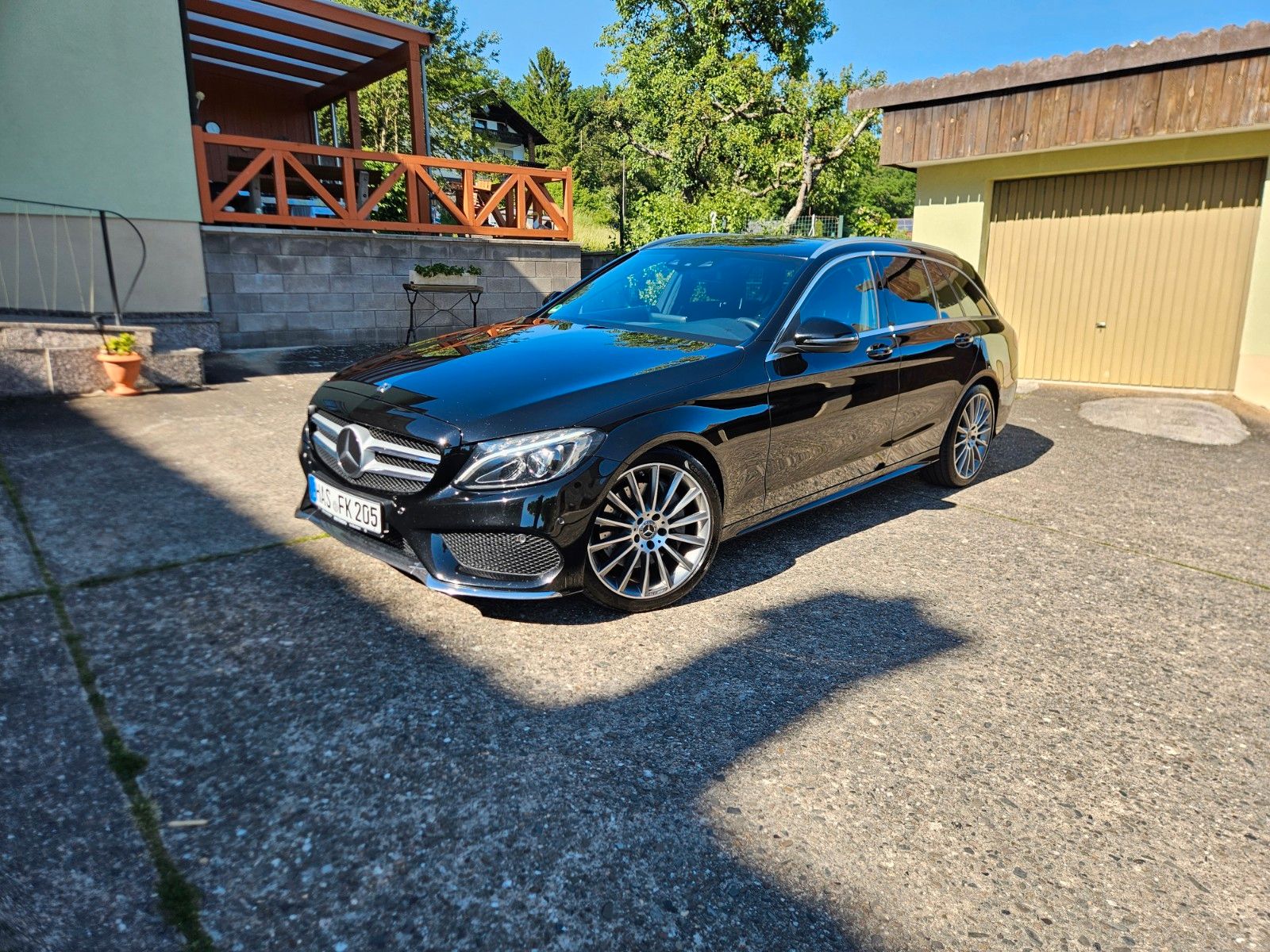 MERCEDES-BENZ C 300 T AMG / AHK / Scheckheft / Sportabgasanlag