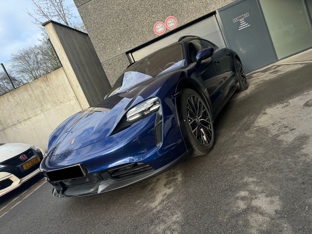 Porsche Taycan