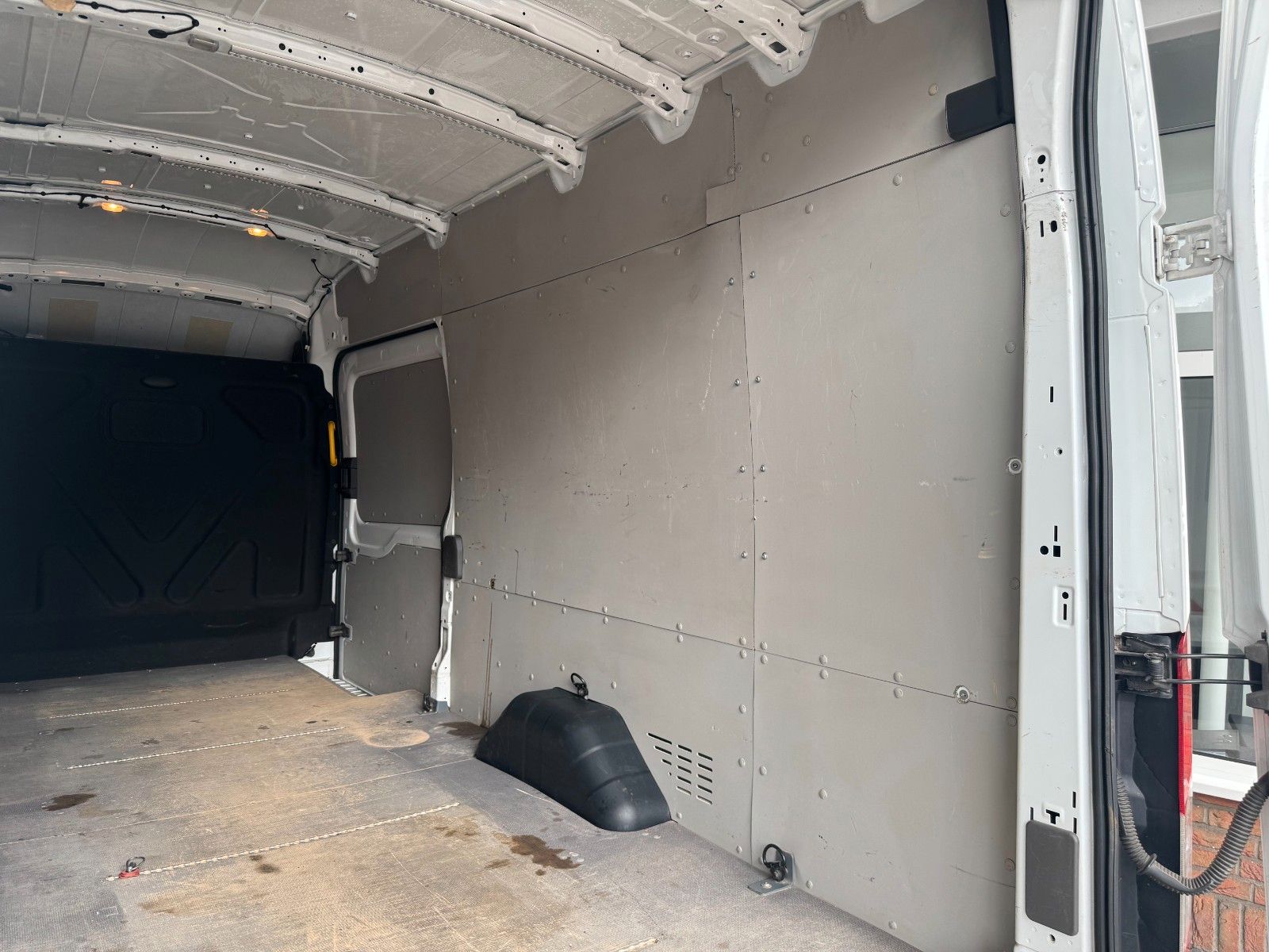 Fahrzeugabbildung Ford Transit Kasten 350 L4 H3 Navi/Klima/AHK/PDC/1.Hd