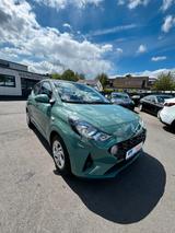 Hyundai i10 Select mit erst 25 tkm # Sitz+Lenkradheizung - Hyundai i10 Gebrauchtwagen in Bochum