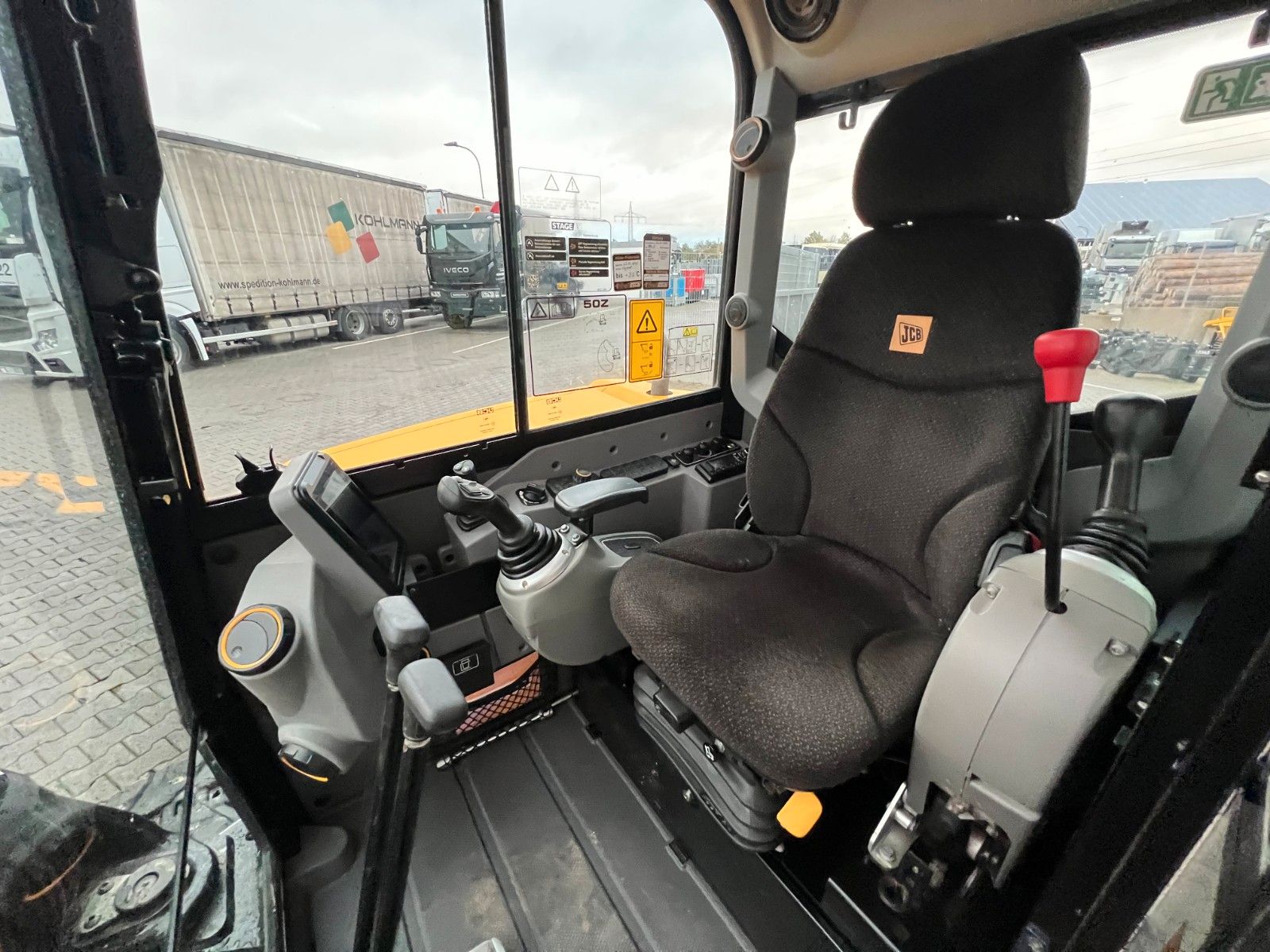 Fahrzeugabbildung JCB 50Z-2 Pro Minibagger / nur 964 h / 2021