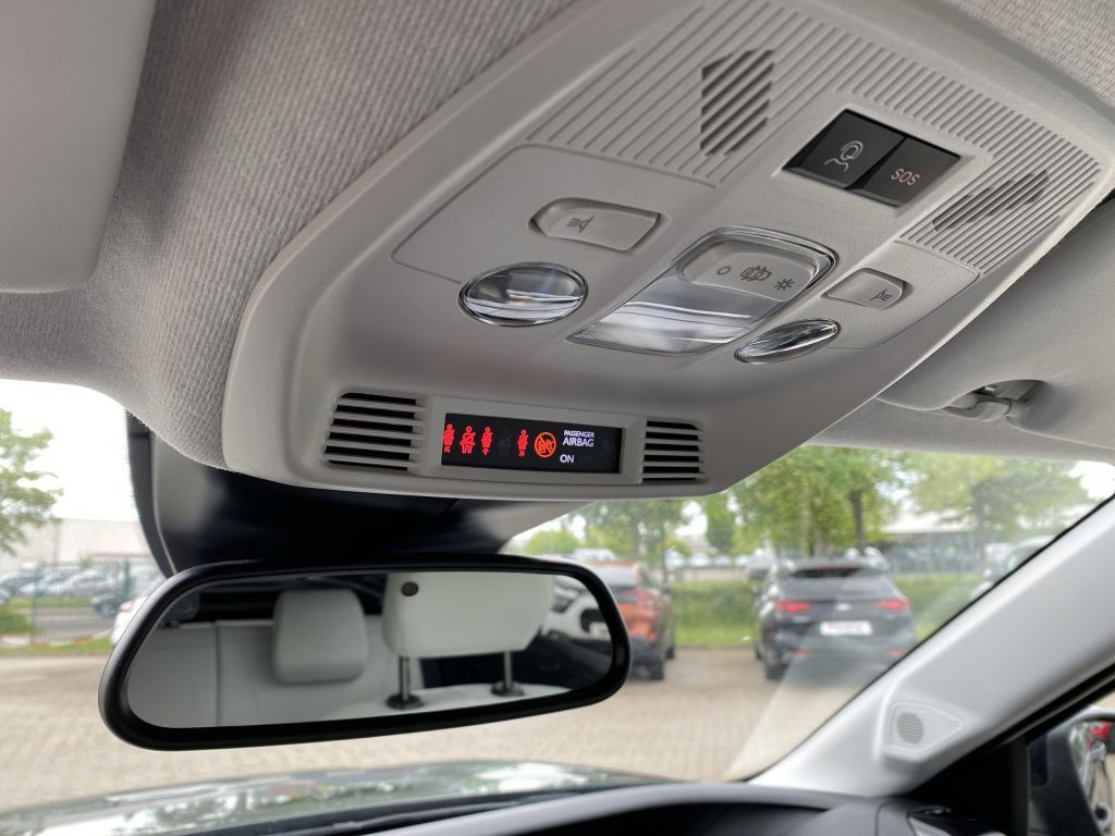 Fahrzeugabbildung Citroën e-C3 Aircross MAX *11 kW*Winter-Pak*Cam*Navi*