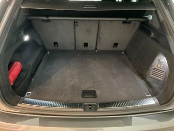 Volkswagen Touareg - 8