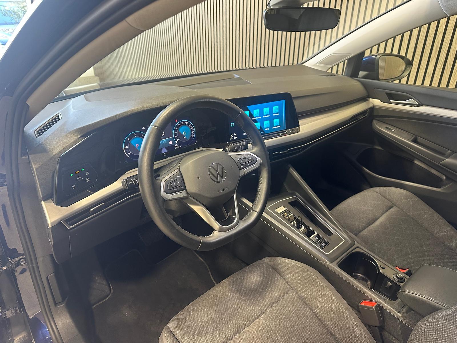 Volkswagen Golf 2.0 TDI DSG Life LED virt.Cock. Navi ACC RF, миниатюра 6