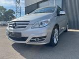Mercedes-Benz B 180 BlueEfficiency*Klima*T Leder*Sport Paket - Mercedes-Benz B-Class aus 2010