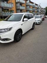 Mitsubishi Outlander  4WD Plus Spirit 3 Jahre Garantie  - Mitsubishi Outlander: Plus Spirit