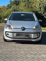 Volkswagen up 75 PS - Volkswagen Golf: 75ps