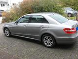 Mercedes-Benz E 200 CGI /Scheckheft/Automatik/Service neu - gebrauchte Mercedes-Benz E 200 aus dem Jahr 2011