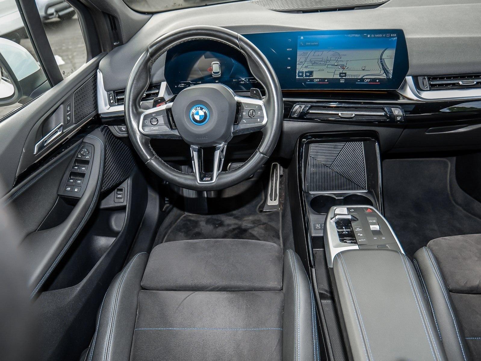 BMW 230e xDrive M Sport PANO RFK LED Sound Syst. LM