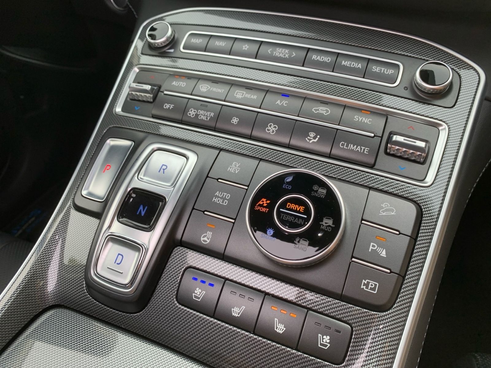 Fahrzeugabbildung Hyundai SANTA FE 1.6 T-GDI Prime Plug-In Hybrid 4WD Pano