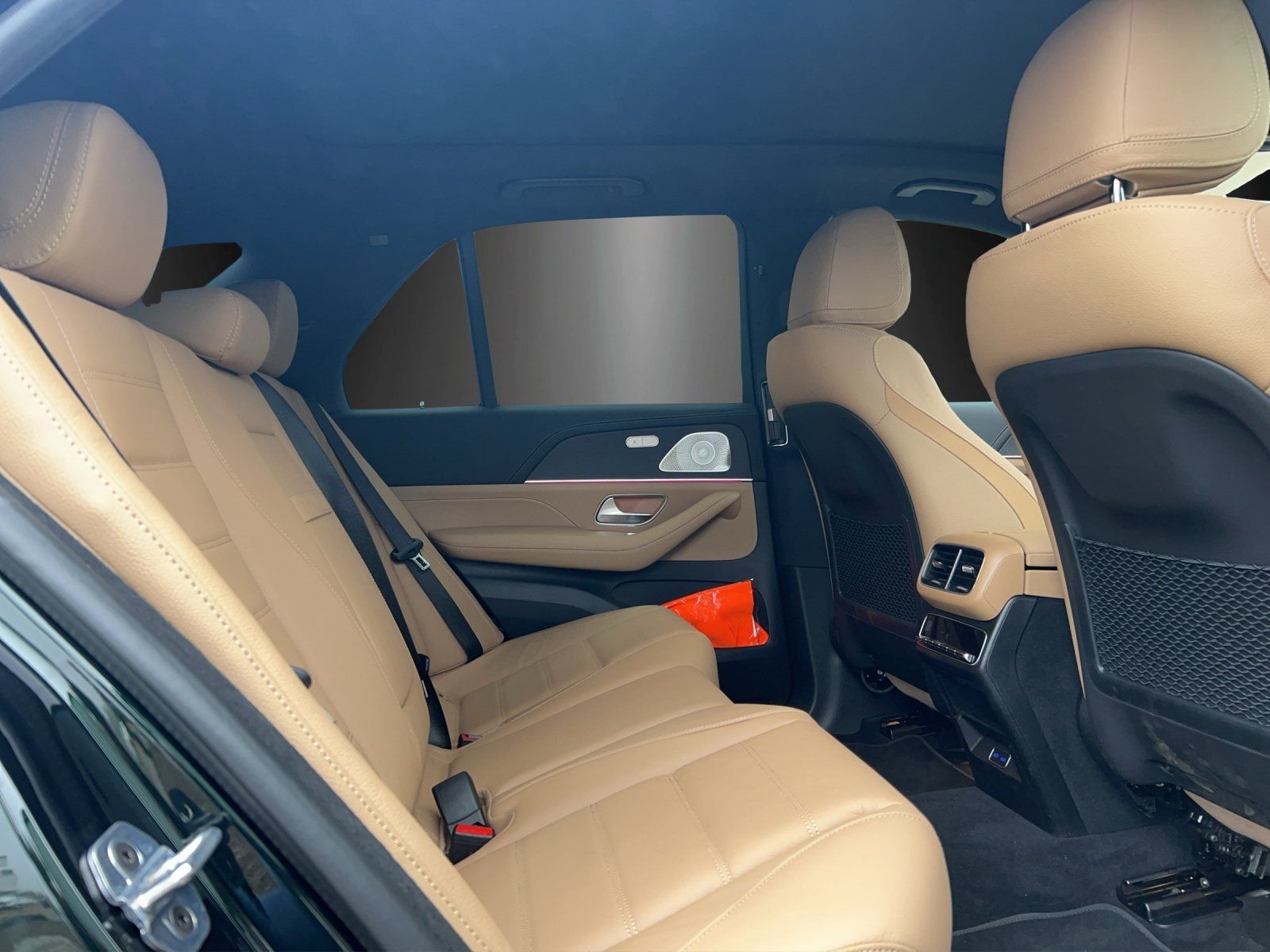 Fahrzeugabbildung Mercedes-Benz GLE 300d 4M AMG Standhzg 22" DISTRO Pano AHK 360