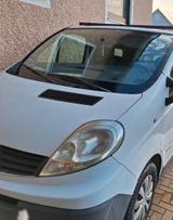 Renault Trafic Kasten 2,5 DCI 150 145PS LKW - Renault Trafic mit Diesel-Antrieb: Kleinbus, 2.5
