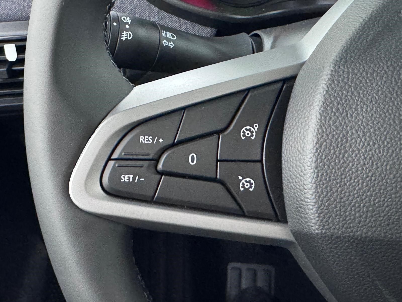 DACIA Sandero  Expression TCe 100 Winterpaket – Bild 27