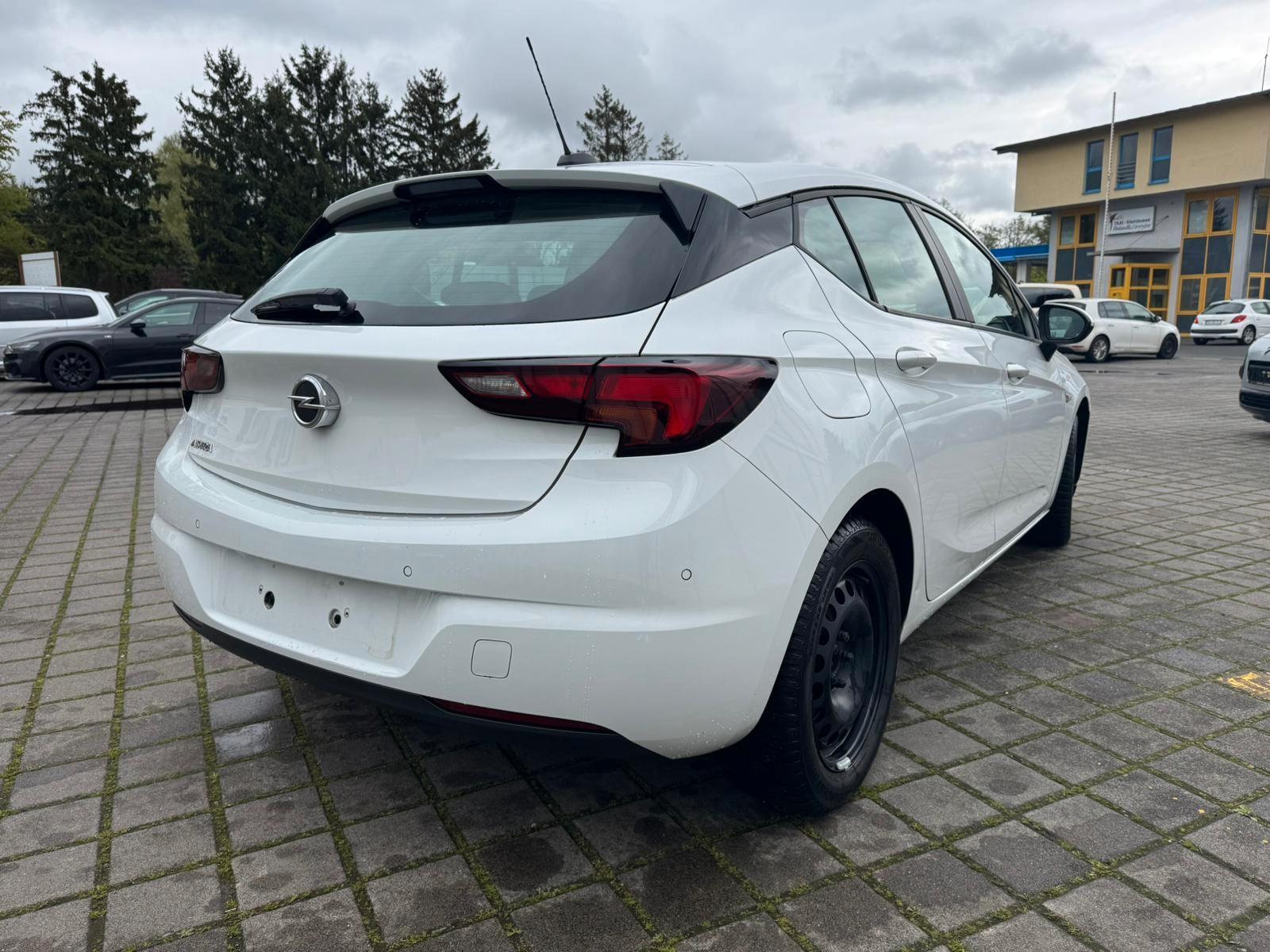 Opel Astra K Lim. 5-trg. Edition Start/Stop