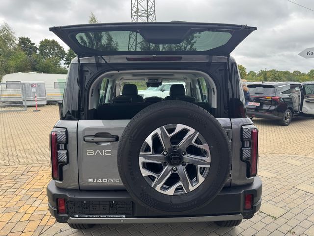 BAIC BJ40 2.0T 4WD 8 Gang AT PanoSitzhzg und Belüft.