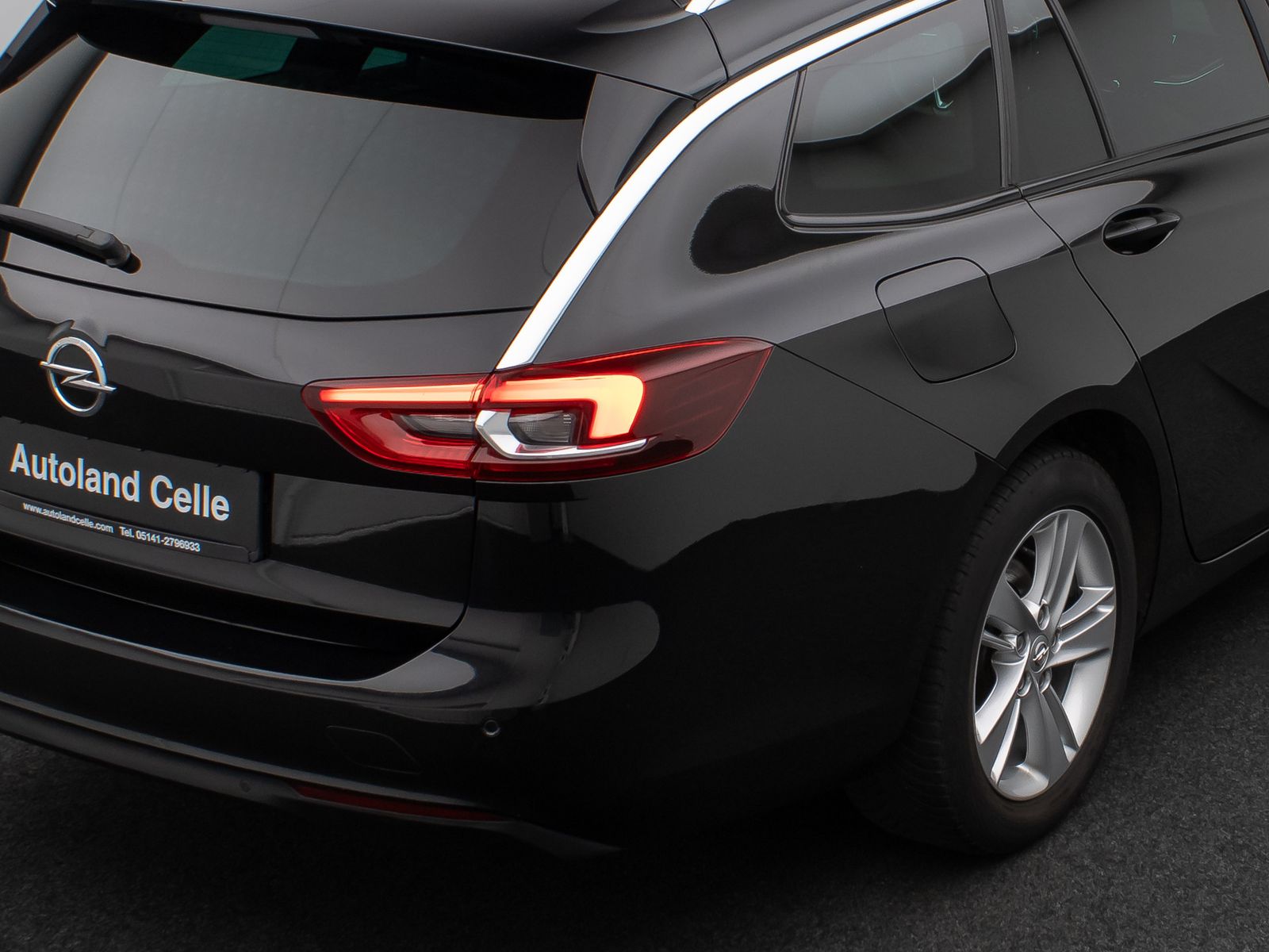 Fahrzeugabbildung Opel Insignia B Sports Tourer Innovation Pano Kamera