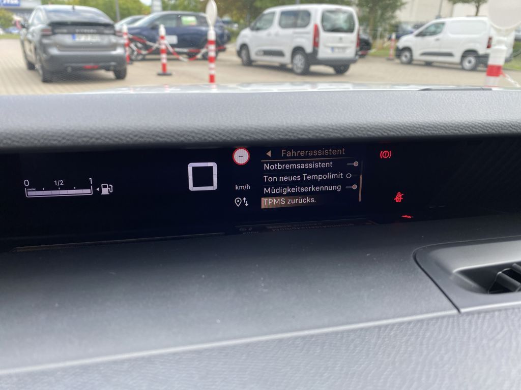 Fahrzeugabbildung Citroën C3 Aircross Turbo 100 COLLECTION *Rückfahrkamera