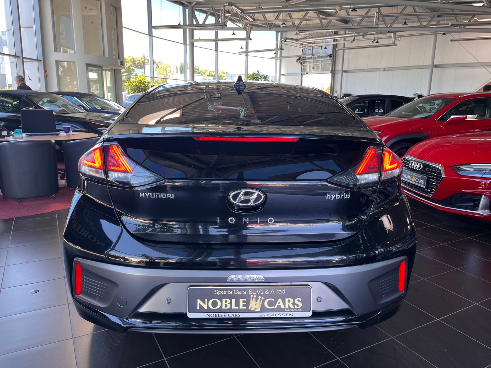 Fahrzeugabbildung Hyundai IONIQ Premium Prime Hybrid PANO LEDER LED