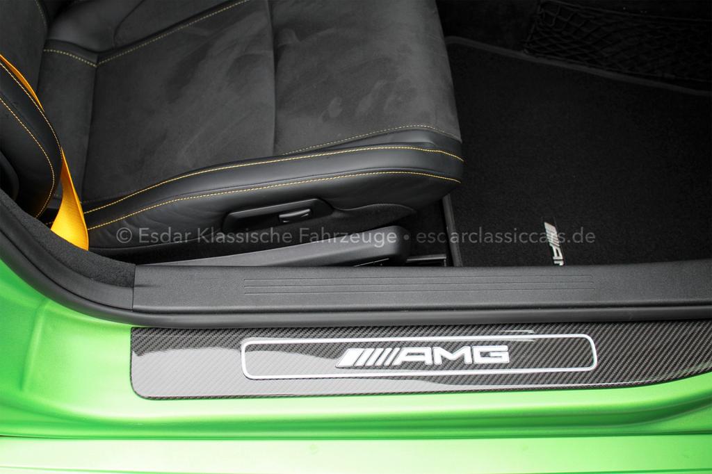 Mercedes-Benz AMG GT R