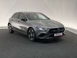 Mercedes-Benz A 200*PROGRESSIVE*NIGHT-LED-CARBON-R.KAM-LHZ-SHZ - gebrauchte Mercedes-Benz A 200 aus dem Jahr 2023