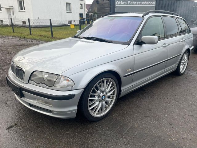 BMW Touring 330i,M-Packet,Navi,Leder,SD,TÜV Neu