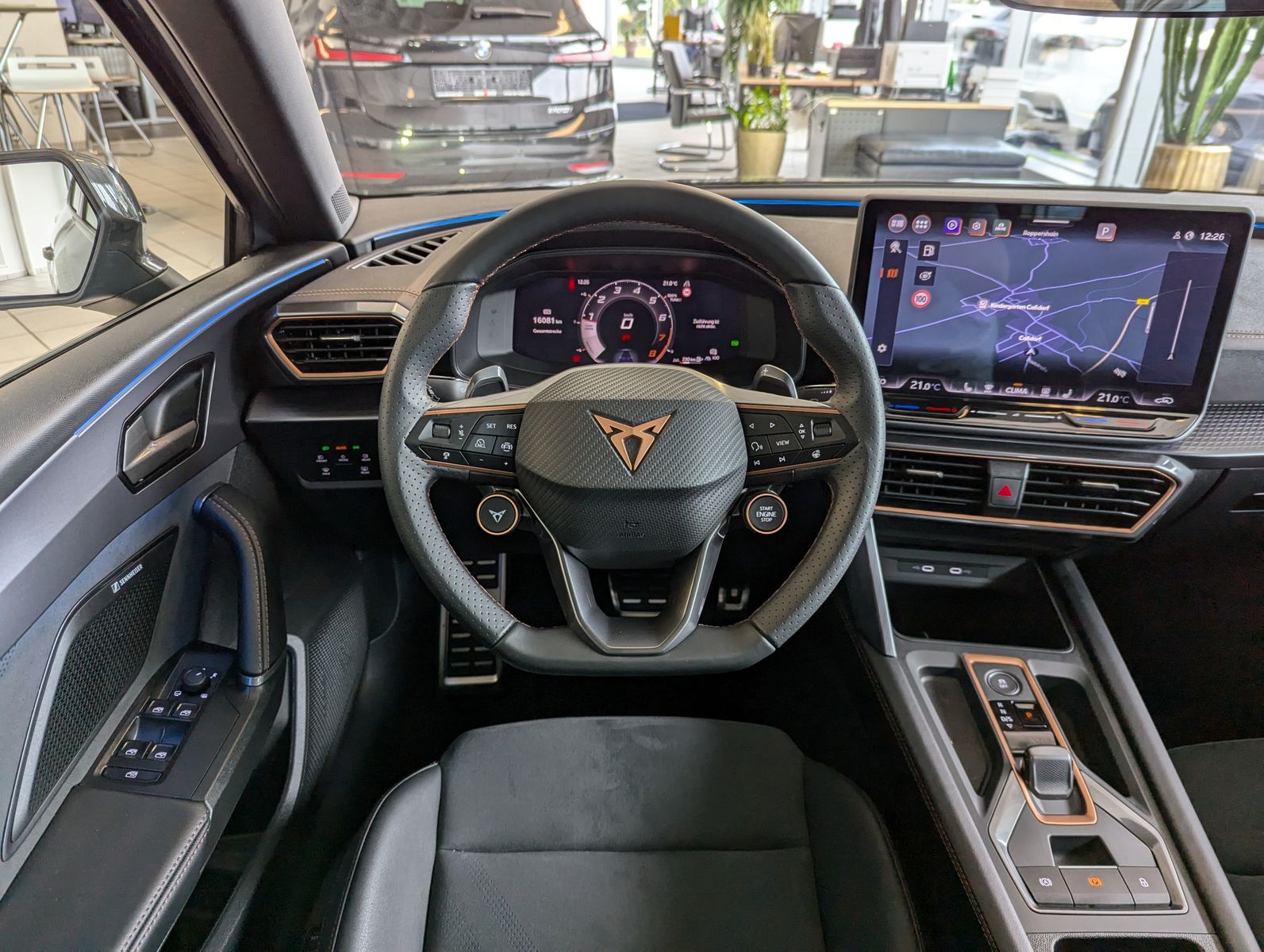 CUPRA Leon 2.0TSI VZ Matrix Pano Sennheiser Kamera 19" - Image 18