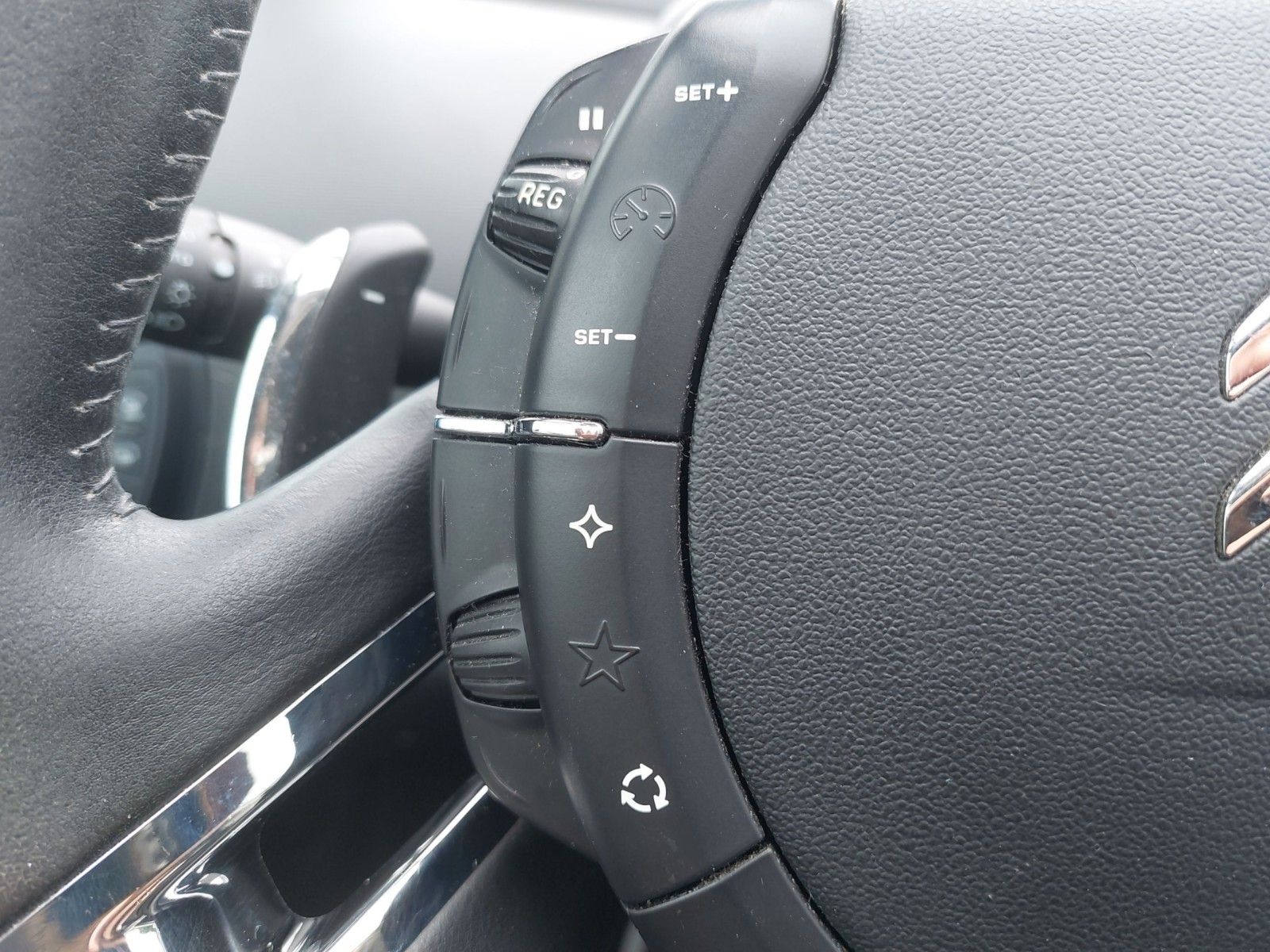 Citroën NUR GEWERBE KLIMA SCHALTWIPPEN TEMPOMAT PDC – Bild 19