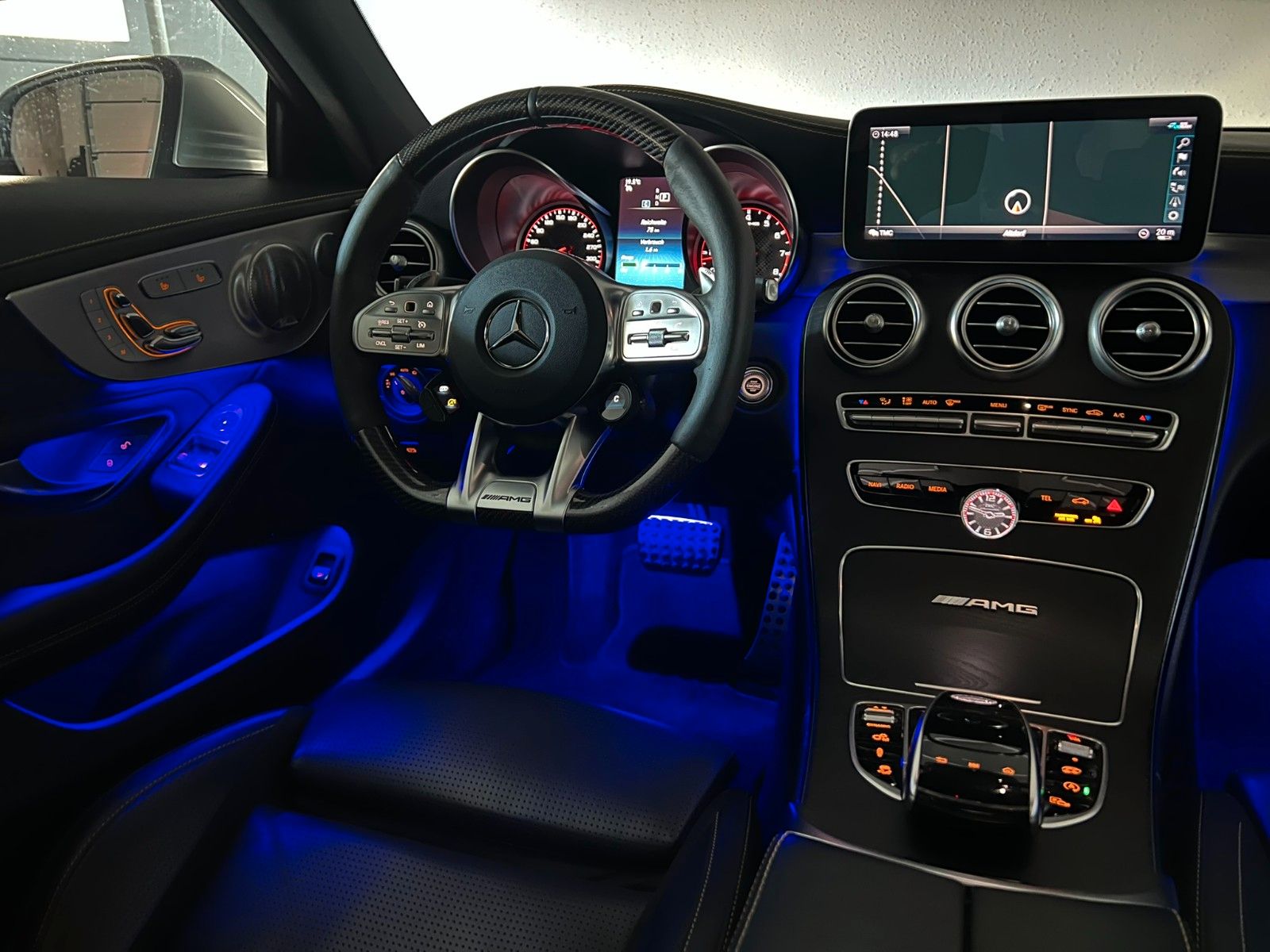 Fahrzeugabbildung Mercedes-Benz C 63 S AMG/DRIVERS PACKAGE/AMG ABGAS./BURMESTER