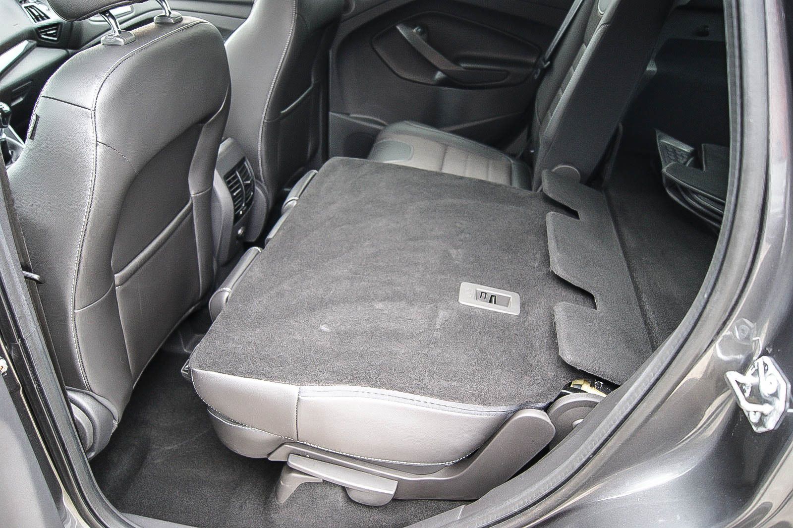 Fahrzeugabbildung Ford Kuga 1.5EcoBoost Individual XENON NAVIGATION 1HD