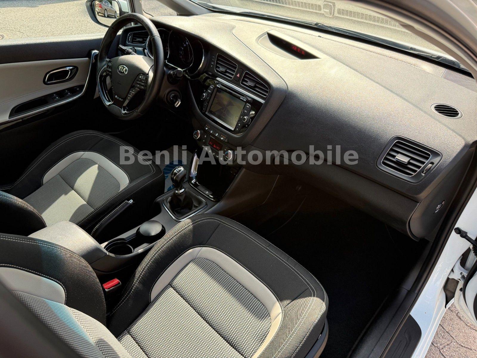 Kia cee'd / Ceed Dream Team/NAVI/SHZ/KAMERA/TMP/LED/