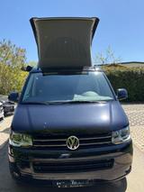 Volkswagen T5 California - Volkswagen T5 California: Van