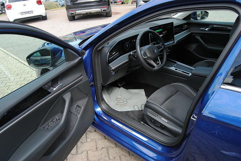Volkswagen Passat 1.5 eHybrid DSG Elega.AHK.Navi-Max.HUD foto 16