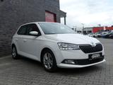 Skoda Fabia Ambition PDC ALU Klima sehr gepflegt - Skoda Fabia Gebrauchtwagen in Duisburg